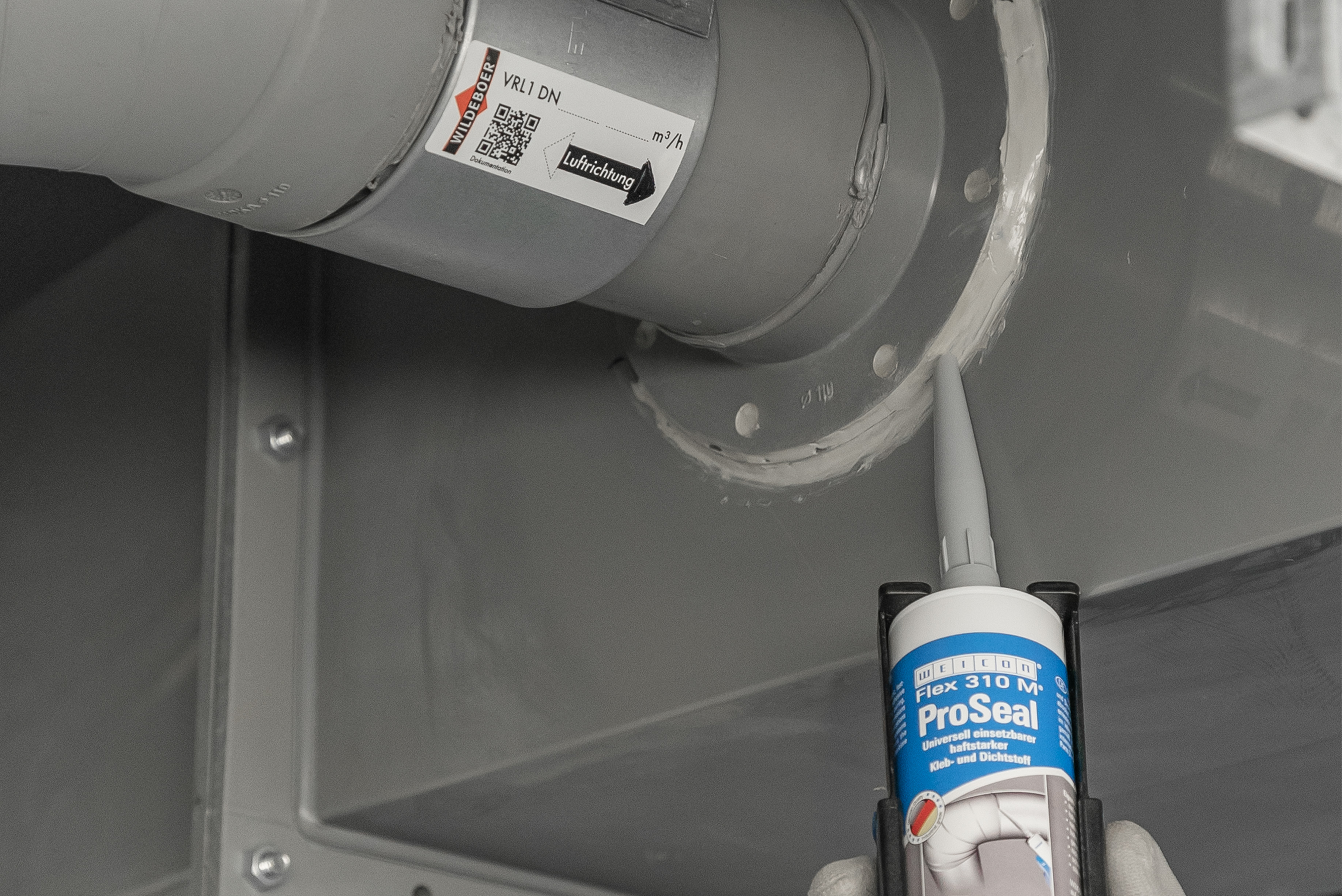 ProSeal_3 Abdichtung mit Weicon ProSeal an einem Rohr