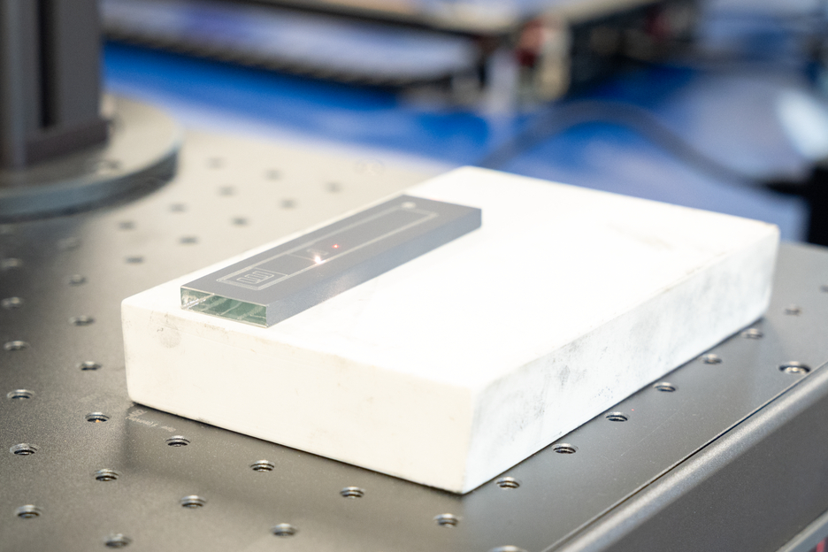 WEICON Lasermarkierspray | Spezialspray zur Kontrastverstärkung bei Lasergravuren