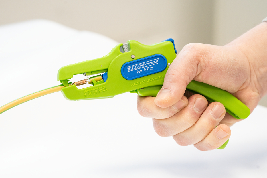 Abisolierzange No. 5 Pro Green Line