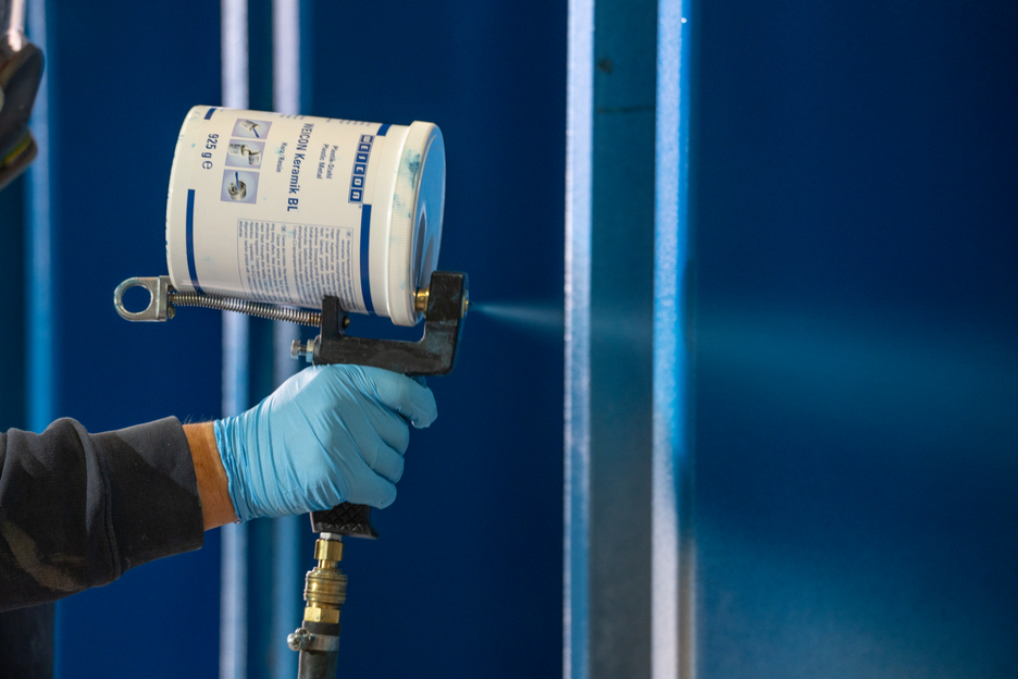 WEICON Keramik BL | mineralisch gefülltes Epoxidharz-System für extremen Verschleißschutz und hohe Abriebfestigkeit