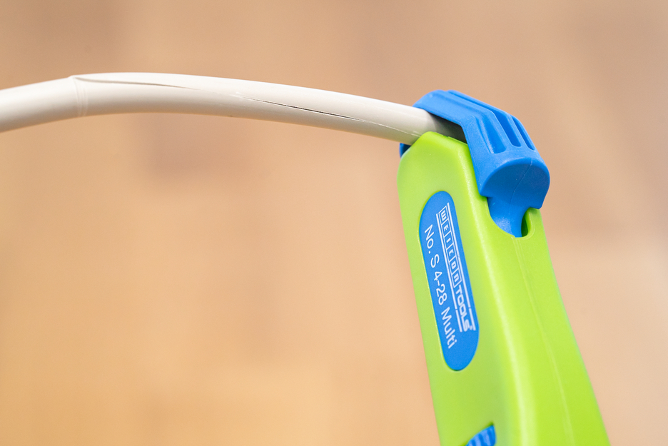 Kabelmesser No. S 4-28 Multi  Green Line | Abisolierwerkzeuge aus bis zu 97 % nachwachsenden Rohstoffen I Arbeitsbereich von 4 - 28 mm Ø I mit integrierter Abisolierfunktion von 0,5 - 6,0 mm²