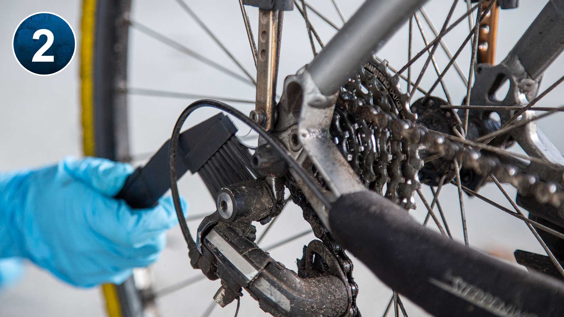 Antriebs-Reiniger Reiniger der Fahrradkette mit einer Ritzelbürste
