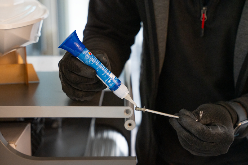 WEICONLOCK® AN 302-50 Schrauben- und Stehbolzensicherung | hochfest, mittelviskos