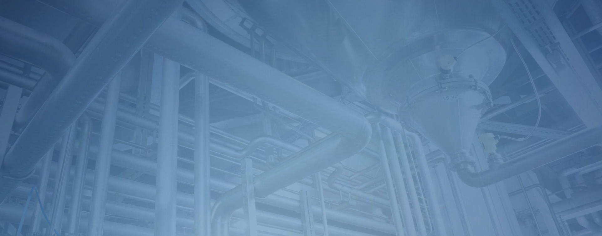 mehrere silberne Metallrohre