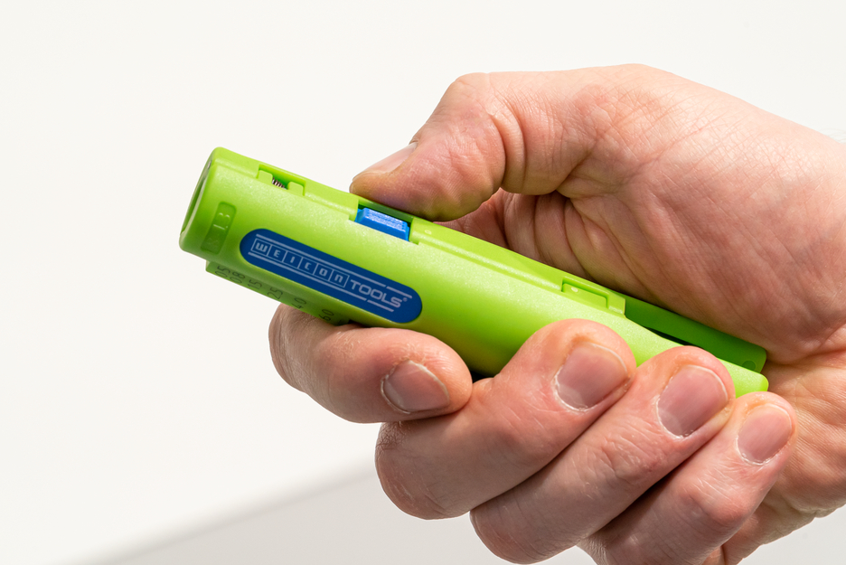 Quadro-Entmanteler No. 16 Green Line | Abisolierwerkzeuge aus bis zu 97 % nachwachsenden Rohstoffen I Multifunktions-Entmanteler I Arbeitsbereich Abisolieren 0,5 - 6,0 mm² I Entmanteln 8 - 13 mm Ø