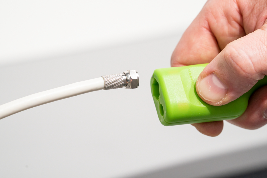 Coax-Stripper No. 1 F Plus Green Line - geeignet für F-Schraubstecker | Abisolierwerkzeuge aus bis zu 97 % nachwachsenden Rohstoffen I zum Entmanteln und Abisolieren von Koaxialkabel inkl. Aufdrehhilfe