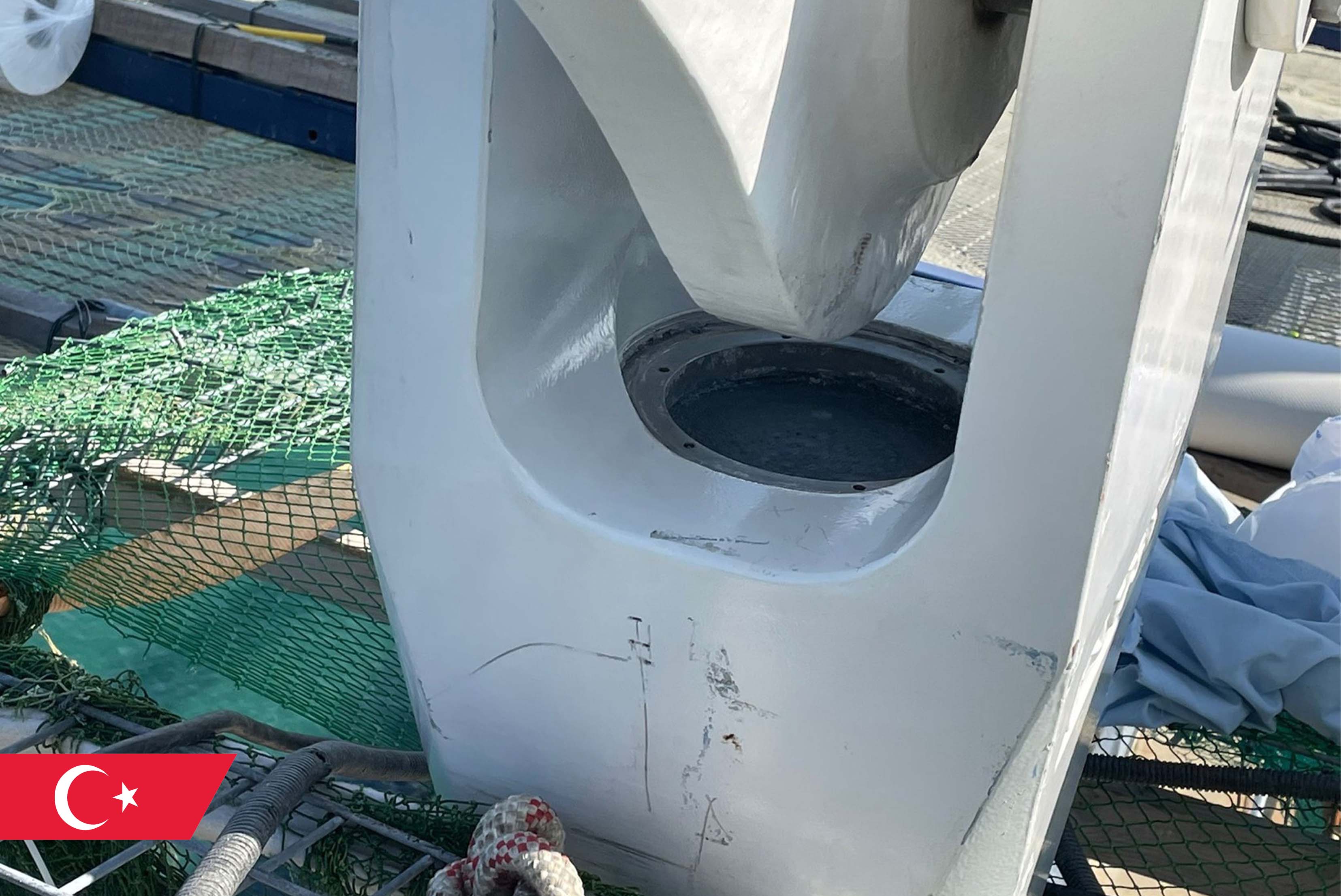 Schauglas auf einer Brücke