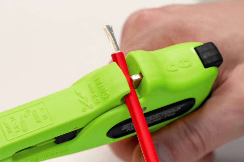 Abisolierzange No. 5 Solar Pro Green Line
